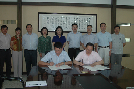 饶南湖率队到南昌上海杭州开展产业合作交流