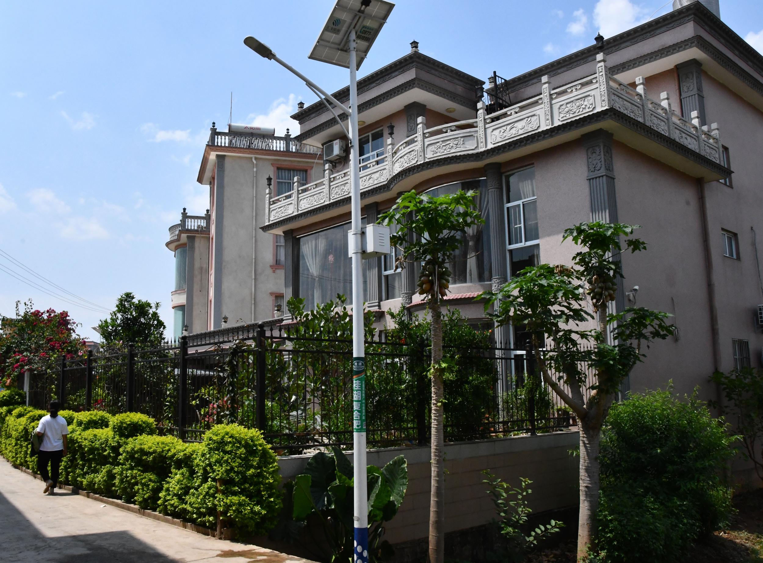 华宁县盘溪镇大寨社区走出乡村振兴新样板